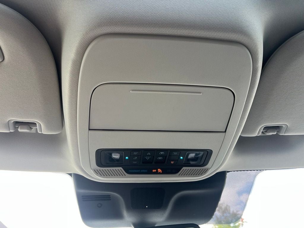 Certified 2025 Ford Expedition Max Platinum w/ Driver's Package AWD/4WD image 36