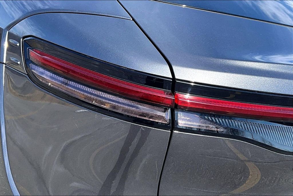 Used 2023 Toyota Crown AWD/4WD image 29