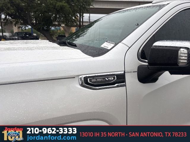 Used 2024 GMC Sierra 1500 Denali w/ Denali Reserve Package AWD/4WD image 4