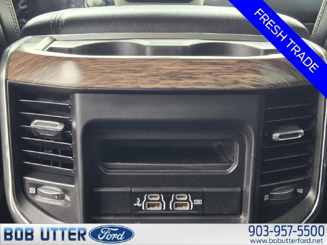 Used 2019 RAM 1500 Laramie AWD/4WD image 29