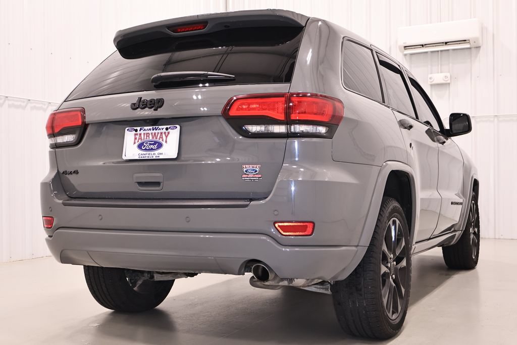 Used 2020 Jeep Grand Cherokee Altitude AWD/4WD image 9