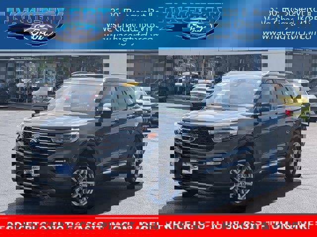 Certified 2022 Ford Explorer XLT w/ Equipment Group 202A image 7