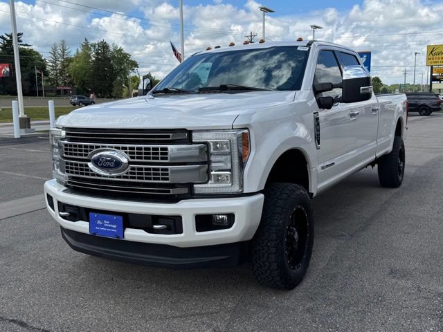 Certified 2017 Ford F350 Platinum w/ Platinum Ultimate Package AWD/4WD image 41