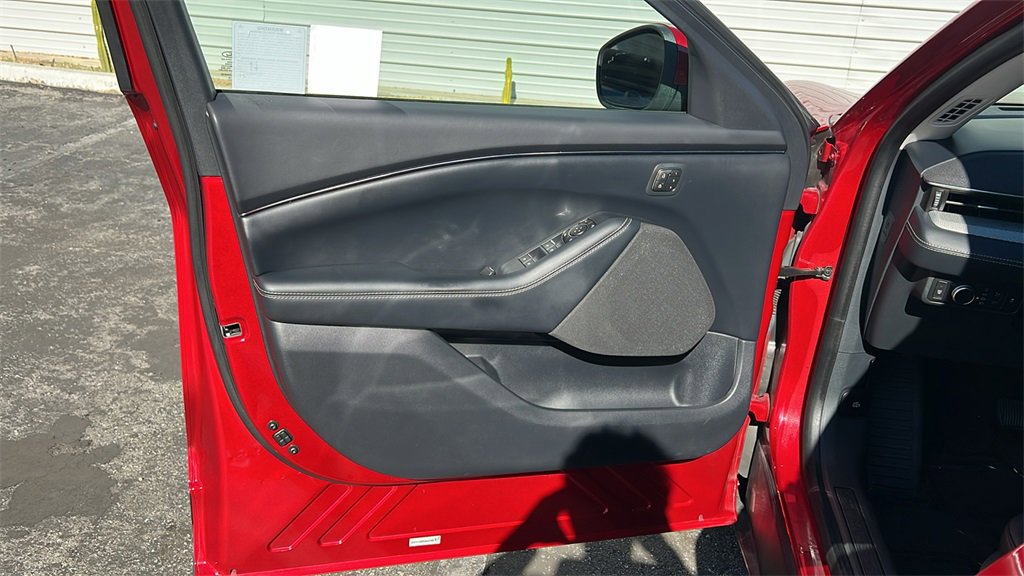 Certified 2022 Ford Mustang Mach-E Select w/ Comfort/Technology Package image 10