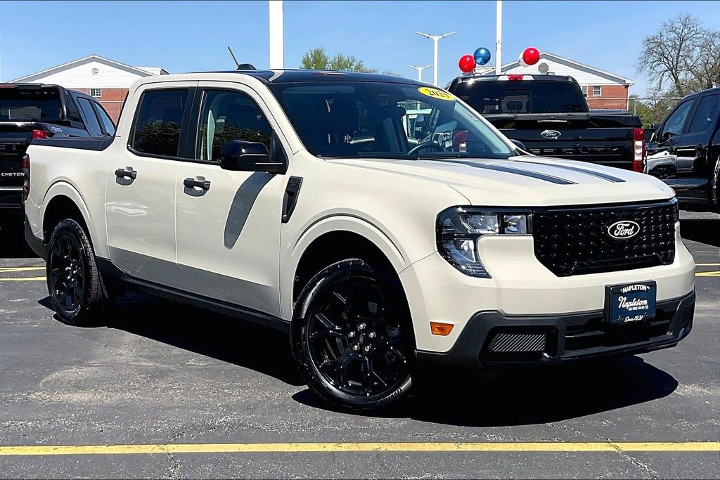 Certified 2025 Ford Maverick XLT w/ Black Appearance Package AWD/4WD image 31