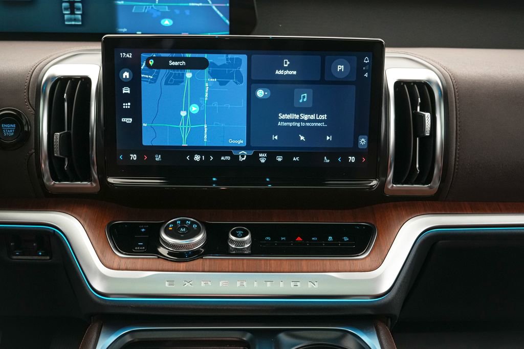 Certified 2025 Ford Expedition King Ranch AWD/4WD image 18