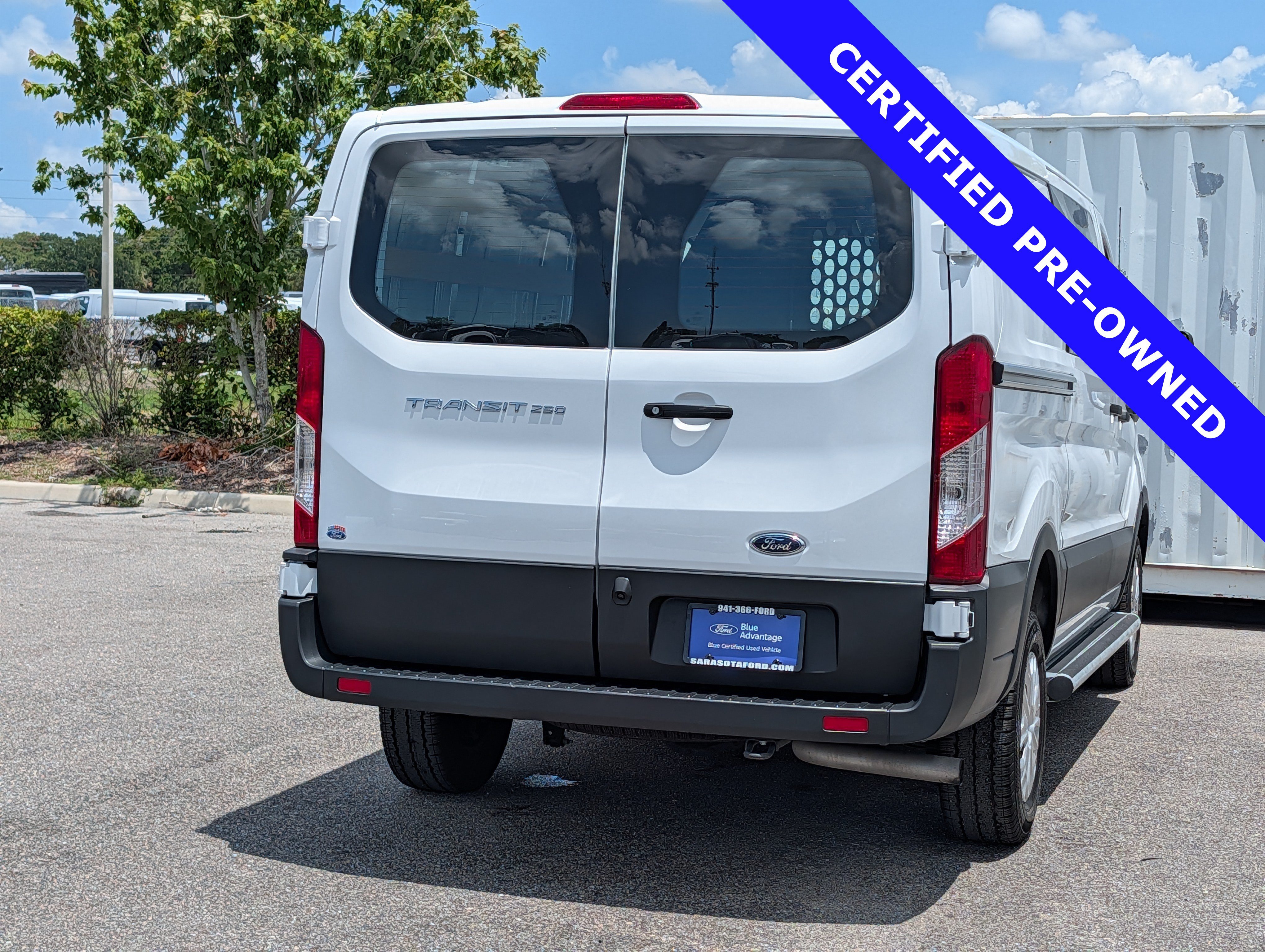 Certified 2025 Ford Transit 250 Low Roof w/ Exterior Upgrade Package RWD image 4