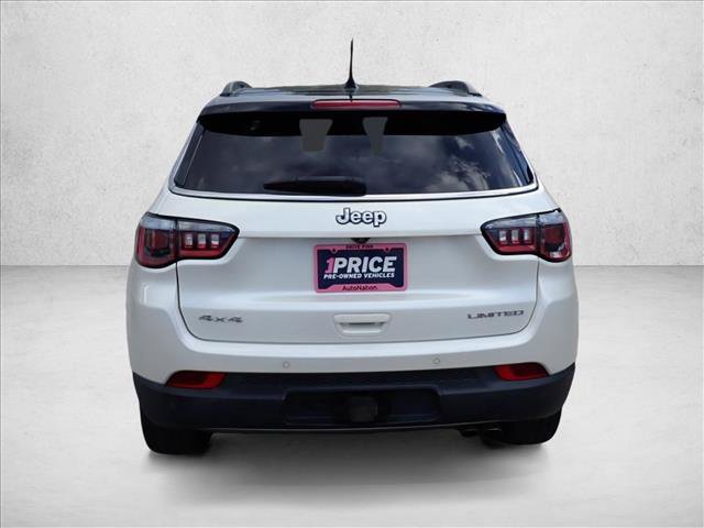 Used 2018 Jeep Compass Limited w/ Navigation Group AWD/4WD image 3