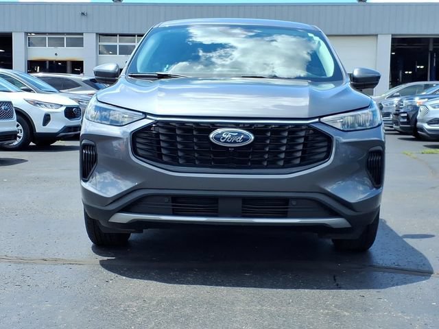 Certified 2023 Ford Escape Active w/ Tech Pack #2 AWD/4WD image 2