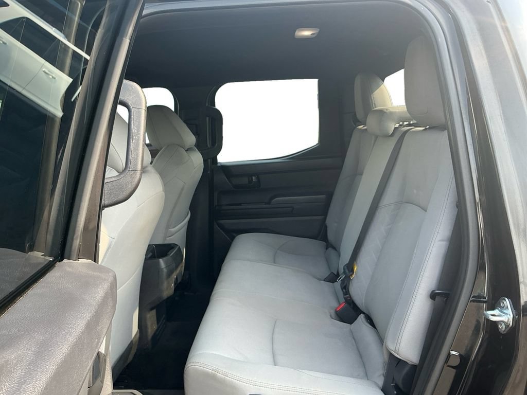 Used 2025 Toyota Tacoma SR5 RWD image 21