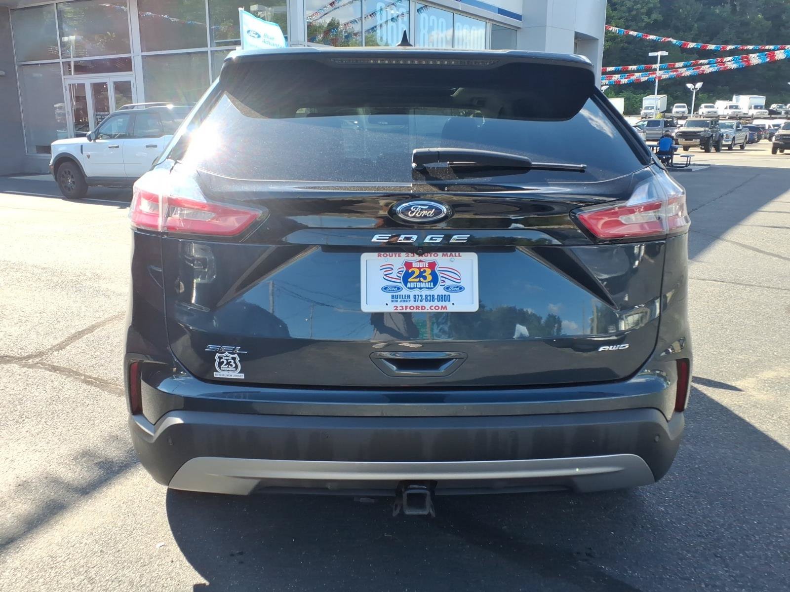 Certified 2022 Ford Edge SEL w/ Convenience Package AWD/4WD image 7