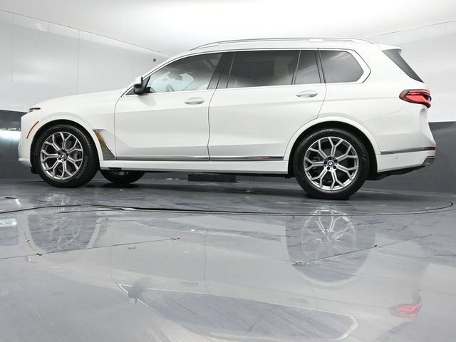 Used 2023 BMW X7 xDrive40i AWD/4WD image 42