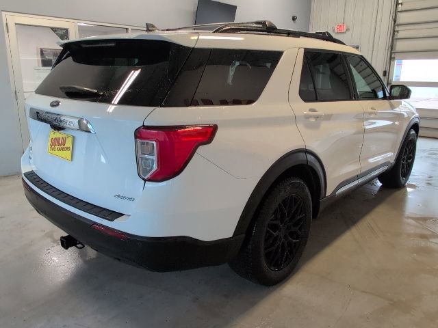 Certified 2021 Ford Explorer XLT image 6