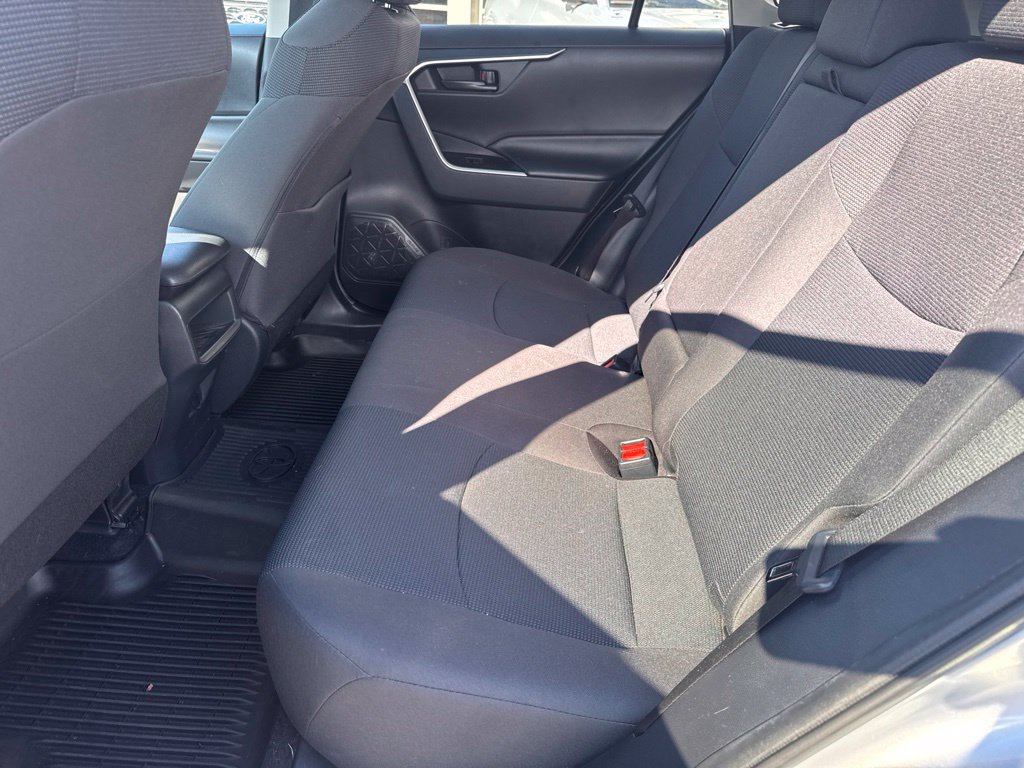 Used 2019 Toyota RAV4 LE w/ All Weather Liner Package AWD/4WD image 10