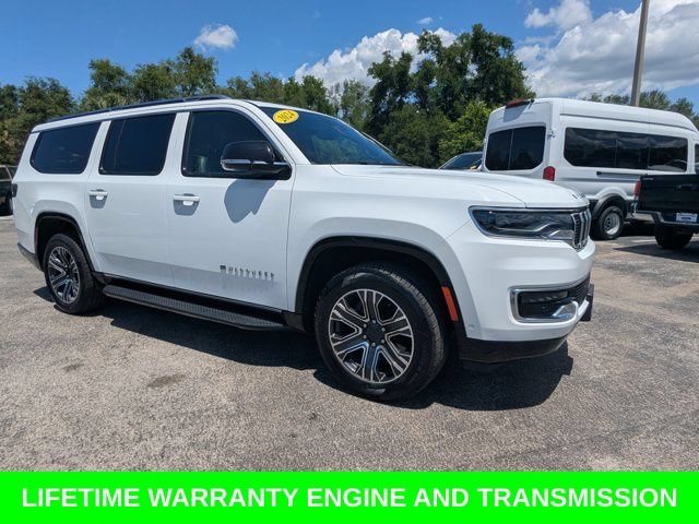 Used 2024 Jeep Wagoneer L Series II w/ Flexible Seating Group RWD image 3