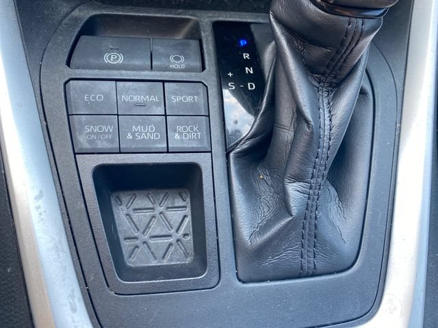 Used 2019 Toyota RAV4 XLE w/ Convenience Package AWD/4WD image 21