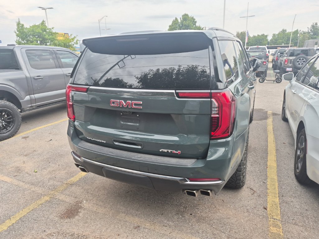 Used 2026 GMC Yukon AT4 w/ AT4 Premium Package AWD/4WD image 22