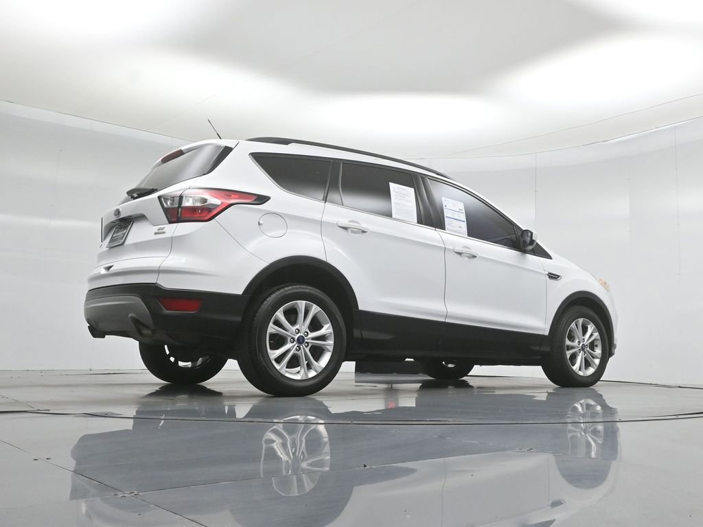 Certified 2018 Ford Escape SE FWD image 48