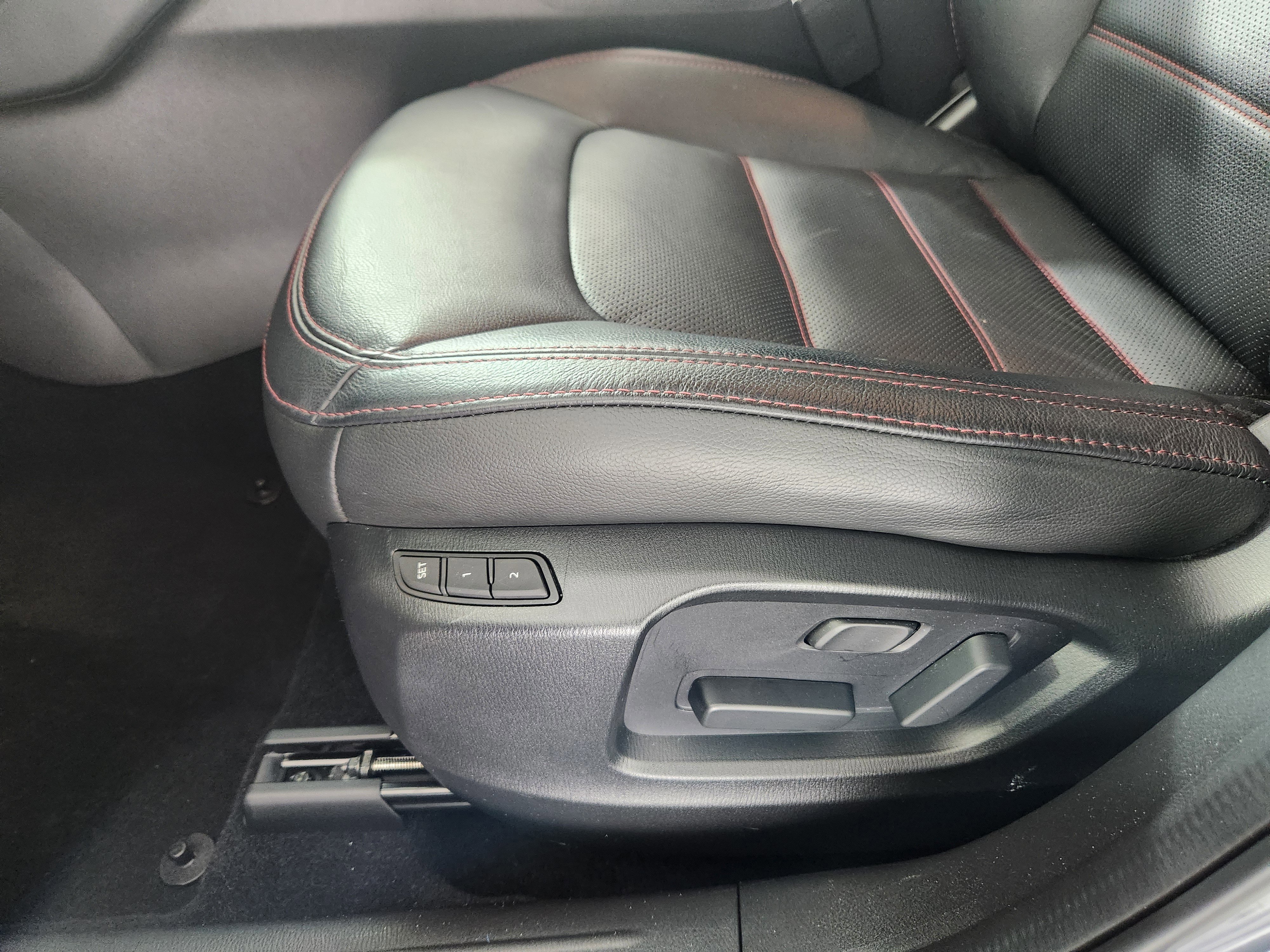 Used 2023 MAZDA CX-5 Carbon Edition image 13