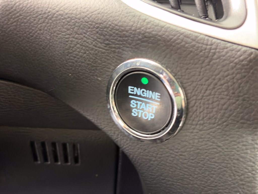 Certified 2024 Ford Edge SEL AWD/4WD image 23