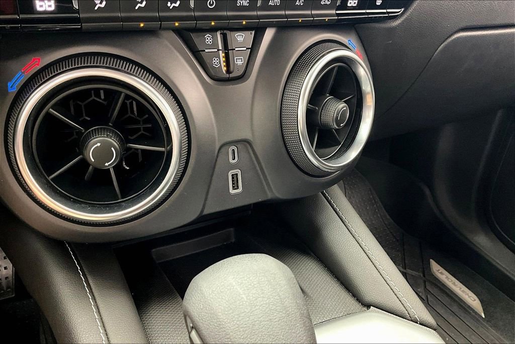 Used 2024 Chevrolet Blazer LT w/ Convenience Package image 32