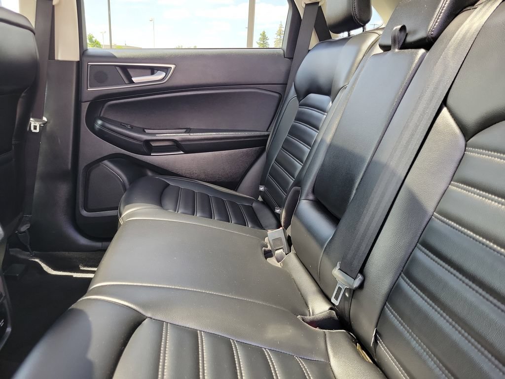 Certified 2024 Ford Edge SEL w/ Convenience Package AWD/4WD image 12