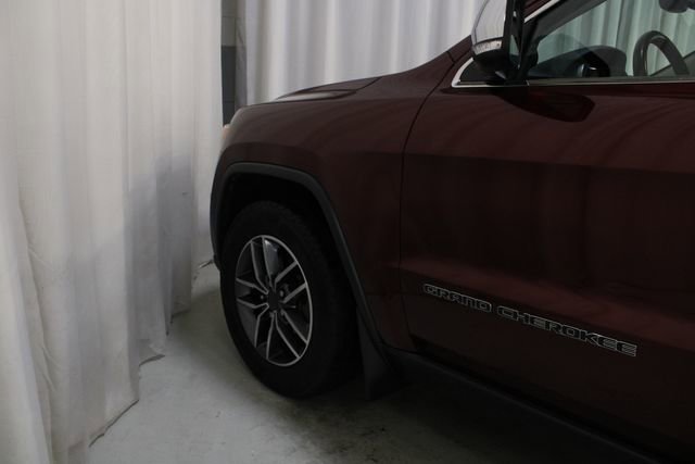 Used 2020 Jeep Grand Cherokee Limited AWD/4WD image 30