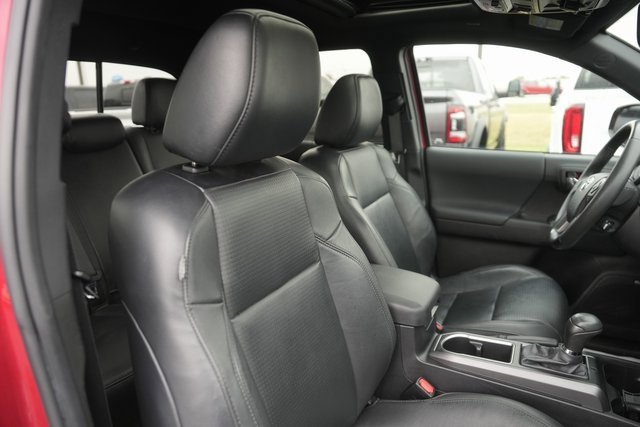 Used 2021 Toyota Tacoma TRD Off-Road image 20