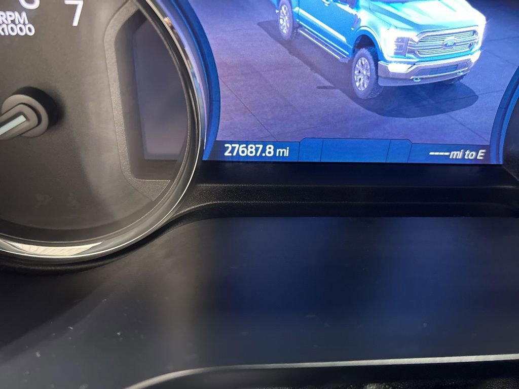 Certified 2021 Ford F150 XLT w/ Equipment Group 302A High image 17