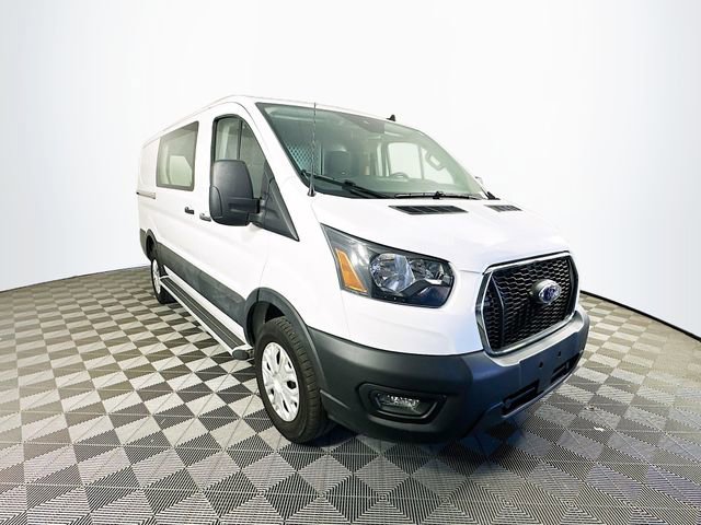 Certified 2024 Ford Transit 250 Low Roof w/ Exterior Upgrade Package RWD image 4