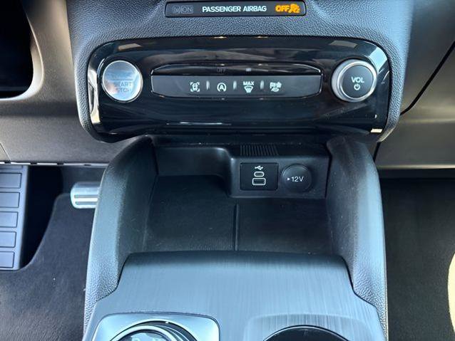 Certified 2024 Ford Escape ST-Line w/ Tech Pack #1 FWD image 29