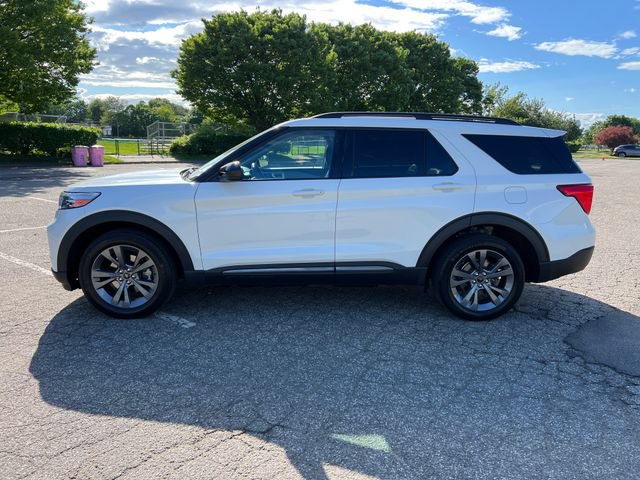 Certified 2023 Ford Explorer XLT w/ Equipment Group 202A AWD/4WD image 6