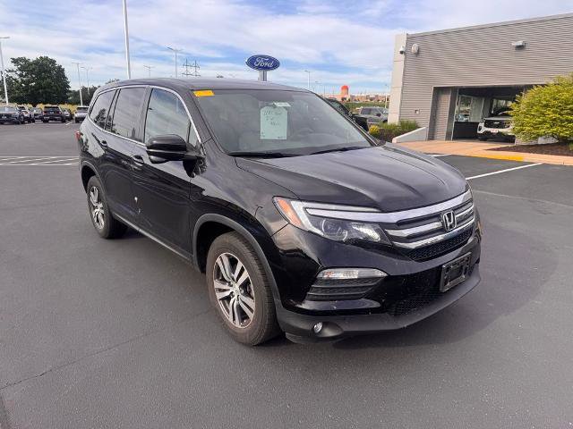 Used 2017 Honda Pilot EX image 1
