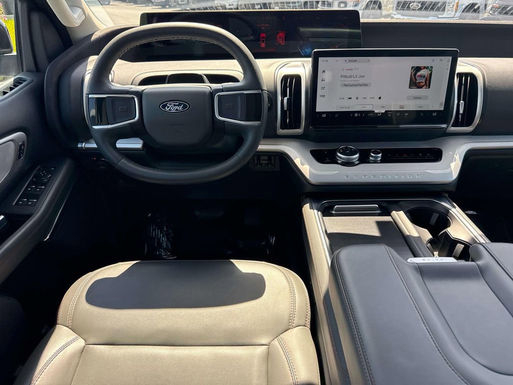 Certified 2025 Ford Expedition Max Active AWD/4WD image 17