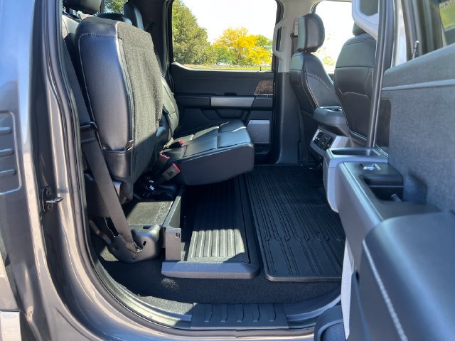 Certified 2025 Ford F250 Lariat w/ Lariat Ultimate Package AWD/4WD image 37