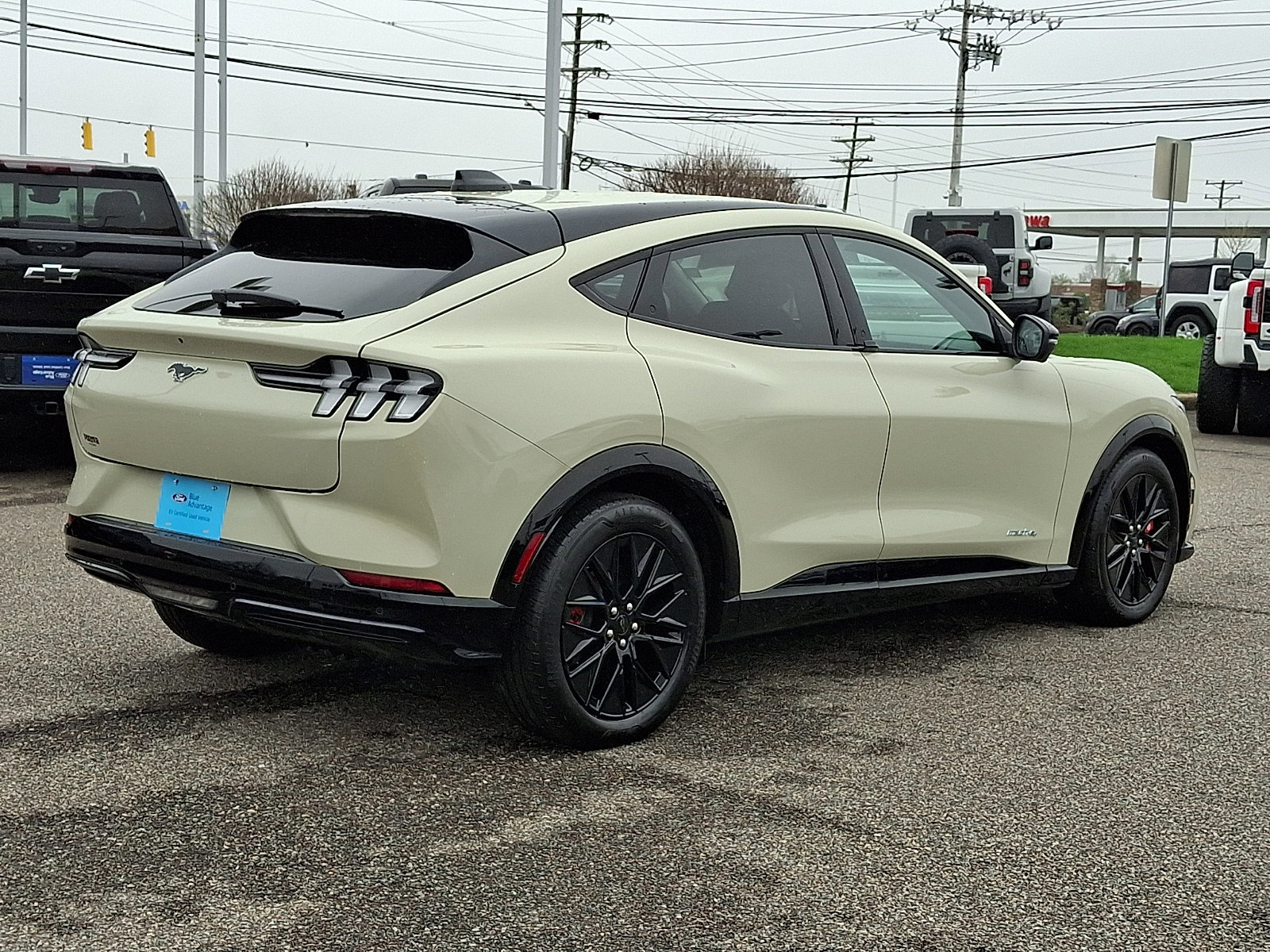 Certified 2025 Ford Mustang Mach-E Premium w/ Sport Appearance Package image 8
