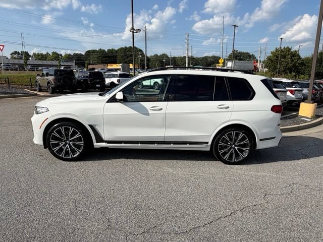 Used 2021 BMW X7 xDrive40i w/ M Sport Package AWD/4WD image 5