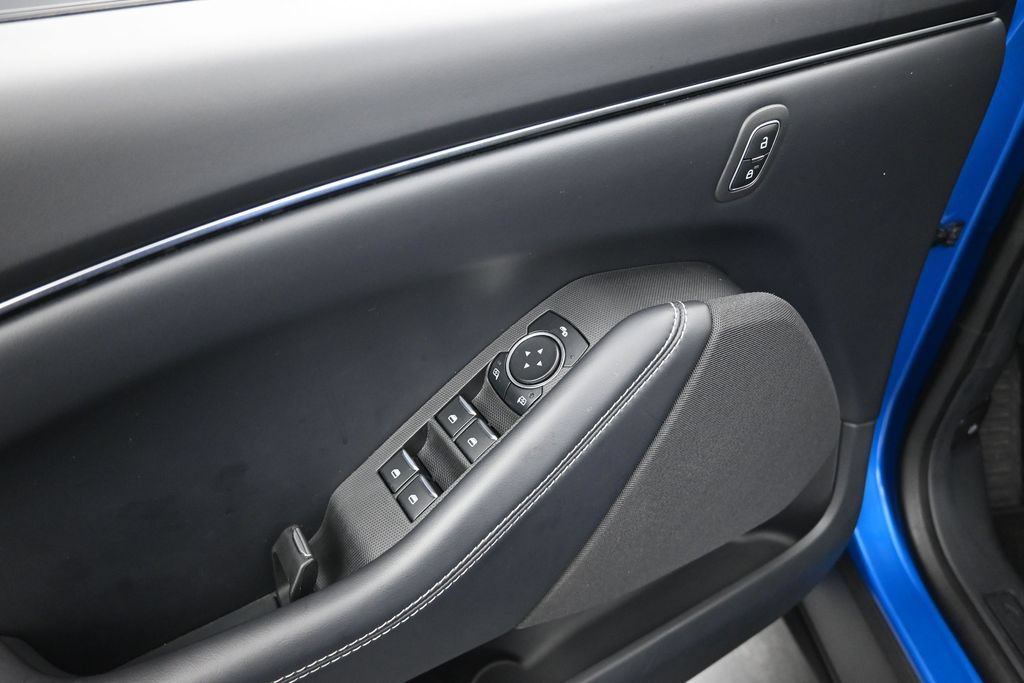 Certified 2025 Ford Mustang Mach-E Select RWD image 10