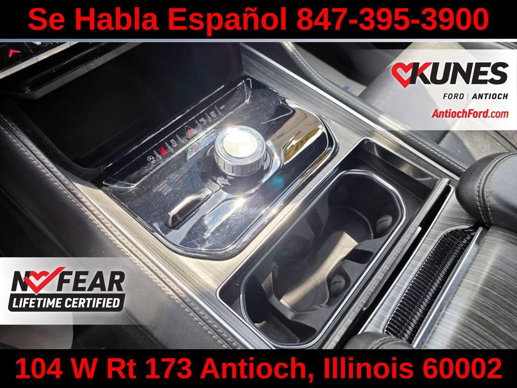 Used 2024 Jeep Wagoneer L Series II w/ Flexible Seating Group AWD/4WD image 52