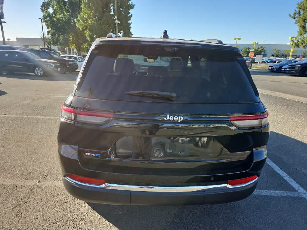 Used 2023 Jeep Grand Cherokee 4WD 4xe w/ Luxury Tech Group II image 7