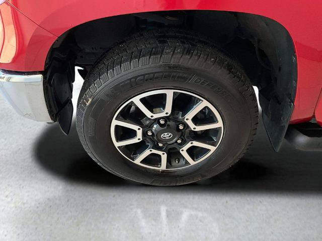 Used 2017 Toyota Tundra Limited w/ Limited Premium Package AWD/4WD image 30