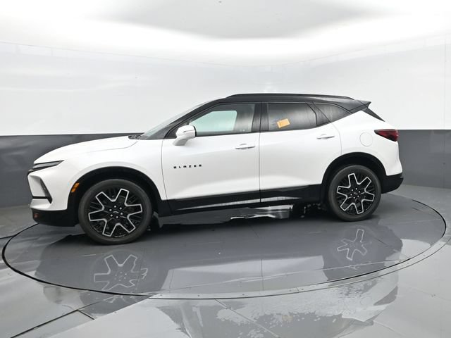 Used 2023 Chevrolet Blazer RS AWD/4WD image 5