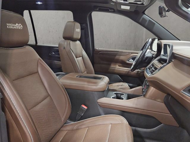 Used 2021 Chevrolet Tahoe High Country w/ Premium Package AWD/4WD image 19