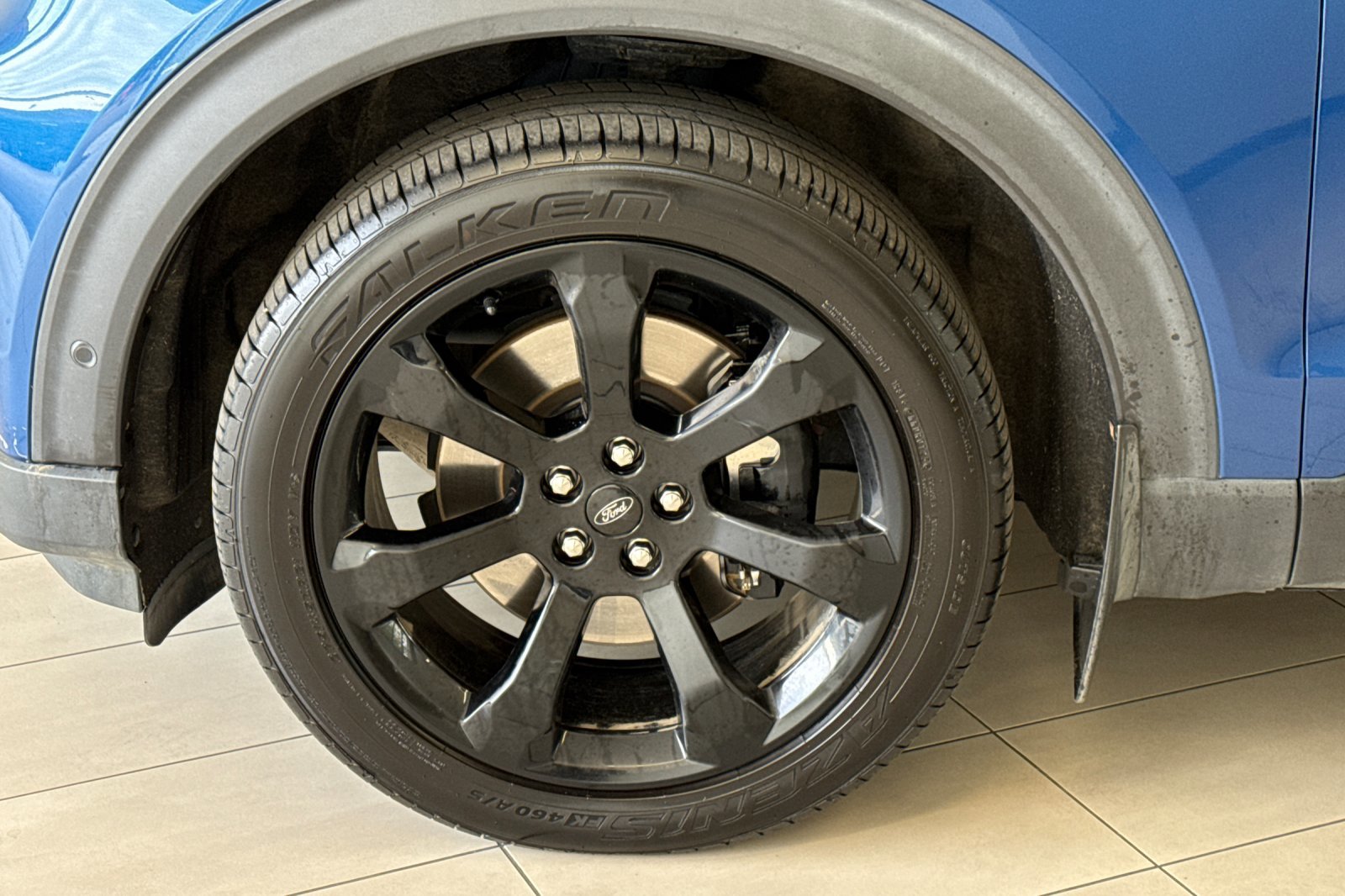 Certified 2020 Ford Explorer ST w/ ST Street Pack image 28