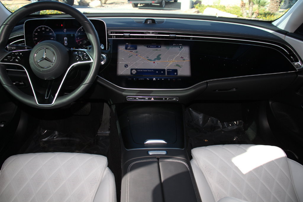 Used 2025 Mercedes-Benz E 350 Sedan image 19