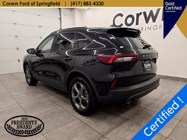 Certified 2025 Ford Escape ST-Line AWD/4WD image 4