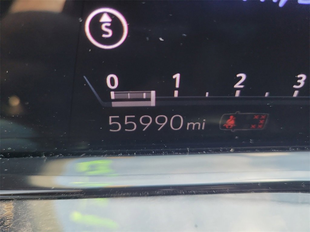 Used 2022 Cadillac Escalade ESV Premium Luxury image 31