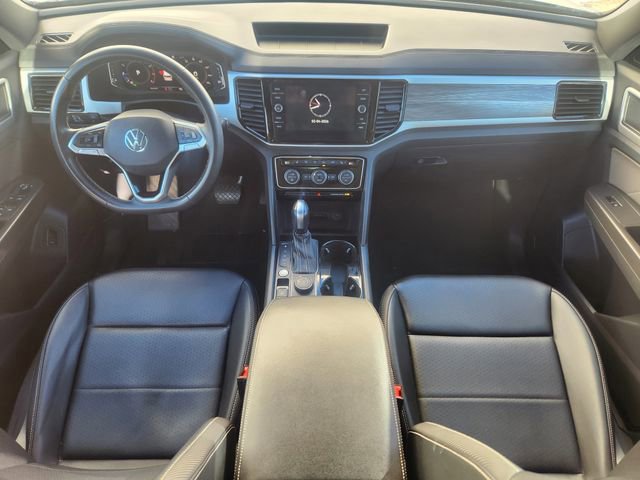 Used 2022 Volkswagen Atlas Cross Sport SE image 13