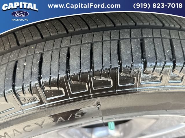 Certified 2024 Ford Explorer XLT w/ Equipment Group 202A AWD/4WD image 14