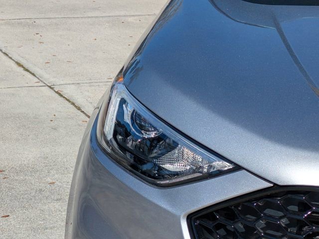 Certified 2024 Ford Edge ST-Line image 9